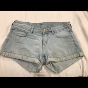 H&M cuffed denim shorts size 10
